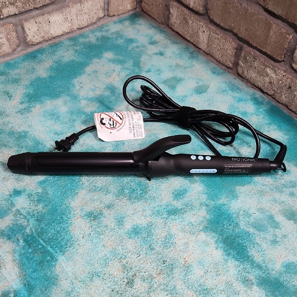 Bio Ionic 1.25 Inch Extra Long Barrel Curling Iron - Picture 1 of 6